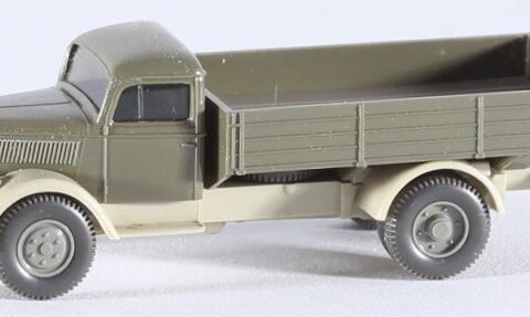 Wiking 1/90 scale truck Opel Blitz #335